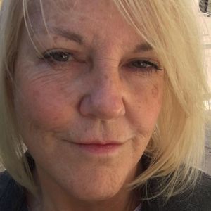 Meet your Posher, Jeanine